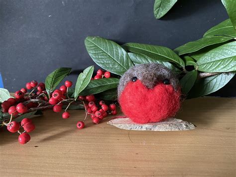 Handmade Needle Felted Christmas Robin Tree Decorations Ebay