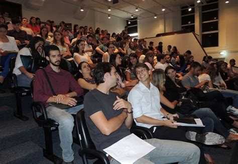 Mais De Residentes De Diversas Reas Da Sa De Come Am