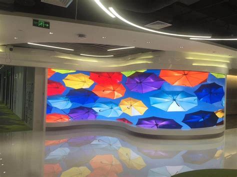 Indoor Curved P2 5 Flexible LED Screen Display For Column Wall Factory