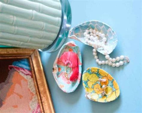 10 Inspiring Ways To Decorate Your Home With Seashells