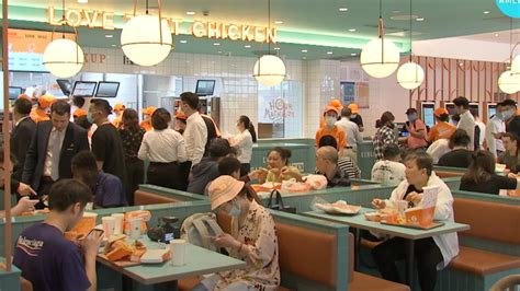 Popeyes Relaunches In China With 1700 Store Expansion Plan Menu Aimed