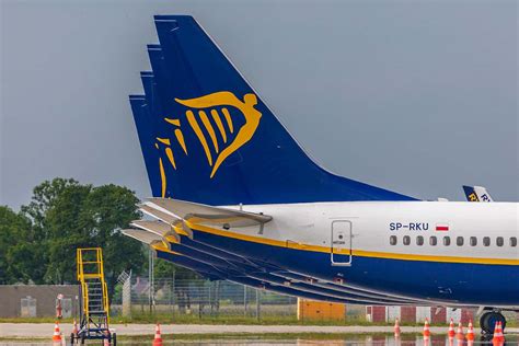 Ryanair programará 5 nuevas rutas 72 en total desde Barcelona