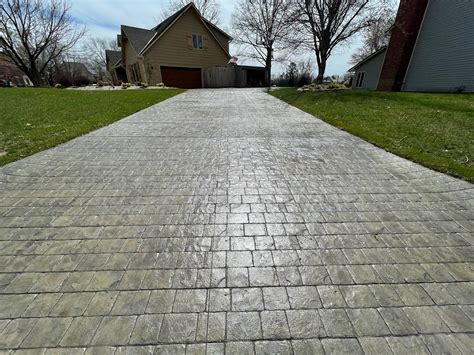 Concrete Patios | Concrete Courts | Concrete Sidewalks | Wichita Concrete