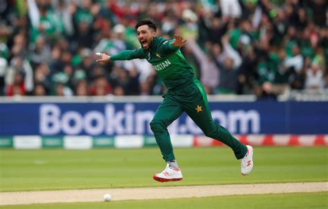 Pakistan Fast Bowler Amir Retires From Test Cricket Sports Cricket