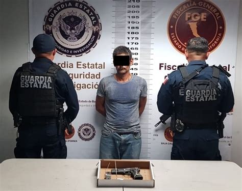 Agentes De La Fge Arrestan A Sujeto Armado