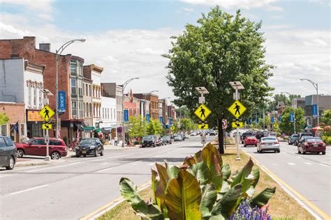 Canandaigua Downtown Shopping District Canandaigua Ny