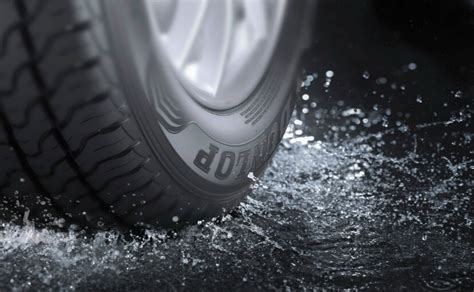 What Is Aquaplaning and How to Avoid It? - NDTV CarAndBike