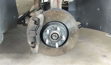 Which Way Do Drilled And Slotted Rotors Go Brake Pad Boss