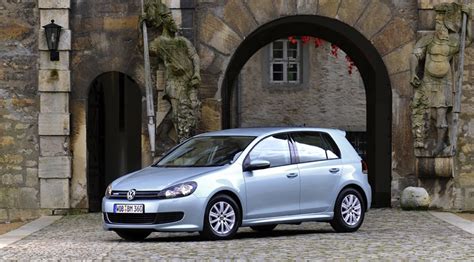 Vw Golf Bluemotion Tdi Car Review Car Magazine