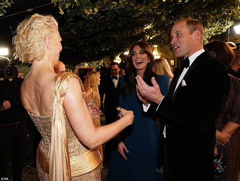 One Is Amused Kate Can T Stop Giggling As Bradley Walsh Opens Royal Variety Performance With