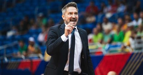 Gianmarco Pozzecco confirmed as Italy's head coach for 2025 - Eurohoops