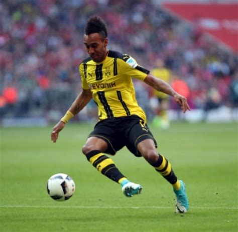 Sp Fu Ball Bl Dortmund Aubameyang Zukunft Meldung Aubameyang Vermeidet