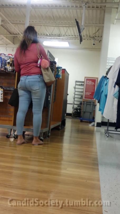 Latina Milf Waiting For Her Papi At Checkout Tumbex