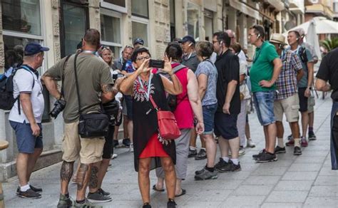 Los murcianos son los españoles que menos viajaron en primavera junto