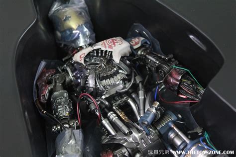 玩具報告 Hot Toys 復仇者聯盟2奧創紀元奧創 ULTRON MARK I Toys Zone D 玩具兄弟 Figures Price List Reviews