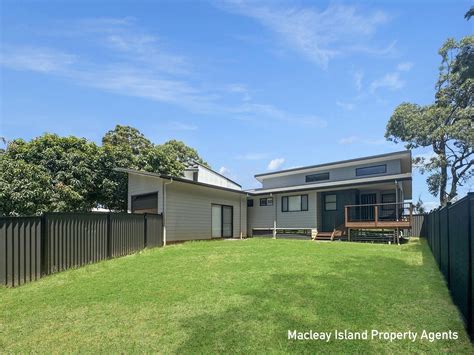 138 Western Road Macleay Island QLD 4184 Domain