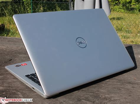 Dell Inspiron 15 5575 Ryzen 3 2200U Vega 3 Laptop Review