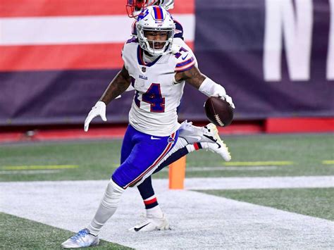 Laissez le cuisiner Stefon Diggs devient effronté avec les pom pom