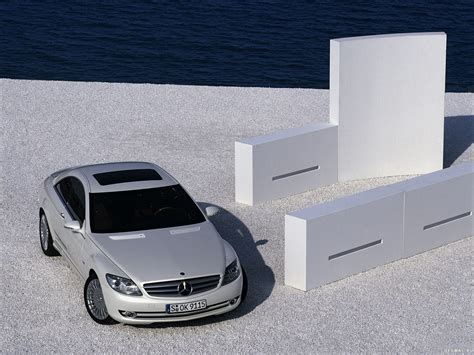 Изящная машина Мерседес Бенс на картинке, авто mercedes-benz для ...