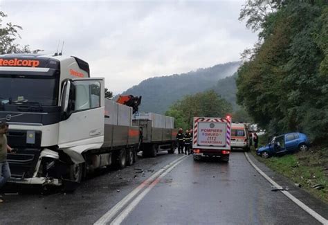 Update Foto Coliziune Ntre Un Tir I Un Autoturism Pe Dn N Cluj