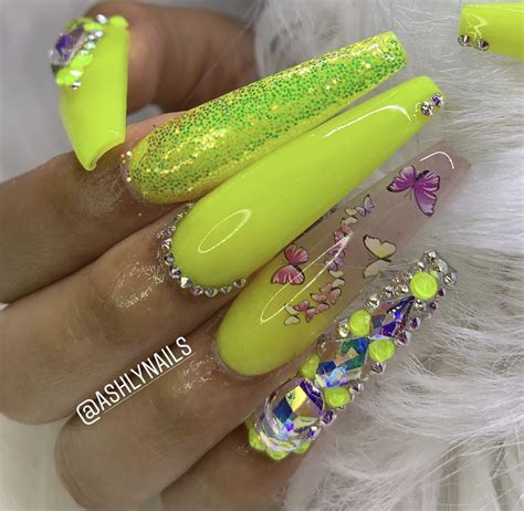 Coffin Neon Green Acrylic Nails With Glitter - Mundodop