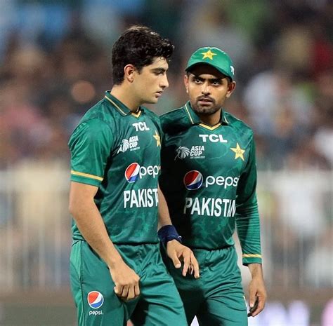 Watch Jasprit Bumrah Or Naseem Shah Babar Azam Chooses Which Pacer