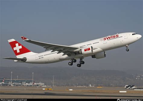 HB IQQ Swiss Airbus A330 223 Photo By Airpicfreak ID 064440