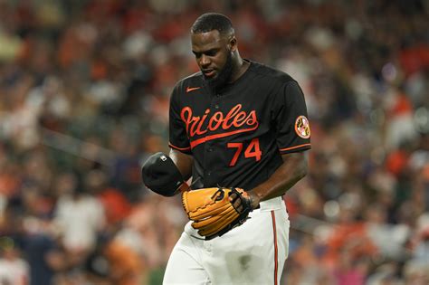 Orioles Closer Felix Bautista To Have Tommy John Surgery Agrees To 2