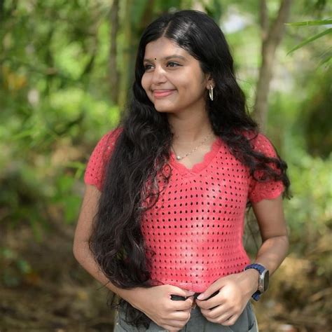 Pin By Mollywood Lovers On Nivedya R Sankar Indian Actress Hot Pics