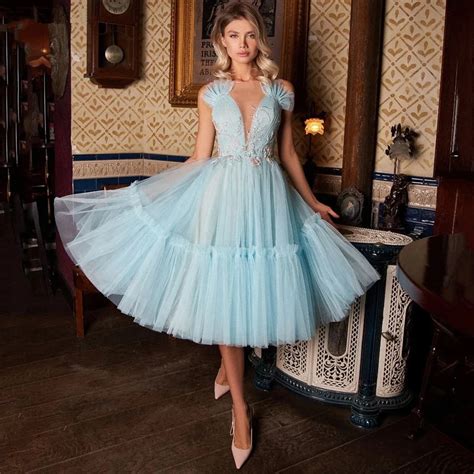 Robe De Rhcourte En Tulle Bleu Ciel Pour Femme Sexy D Collet En V