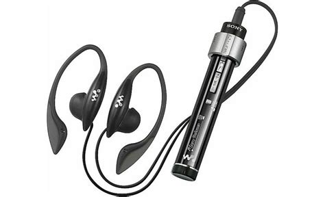 Sony NW S205F S2 Sports Walkman 2GB Digital Music Player FM Tuner At