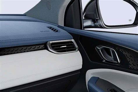 Jetour X50 2025 Premium Price, Photos, Spec