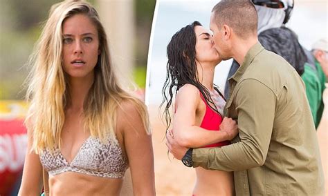 Home And Away Jacqui Purvis And Emily Weir Film Bikini Beach Scenes Daily Mail Online