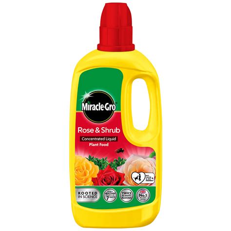 Miracle Gro Rose And Shrub Concentrated Liquid Plant Food 800ml Wilko