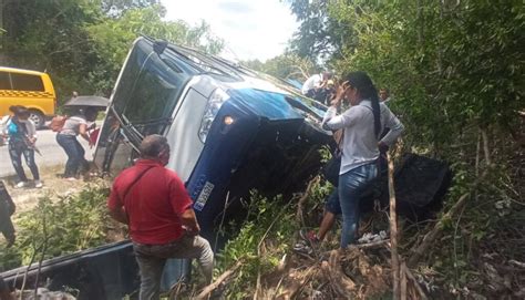 Accidente En La Ruta Moa Holguín Deja A ómnibus Volcado Y Pasajeros Heridos