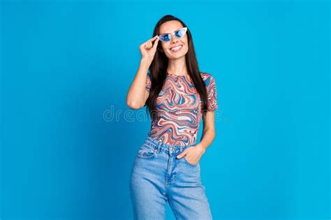 Photo Portrait Of Pretty Young Girl Sunglass Posing Model Wear Trendy