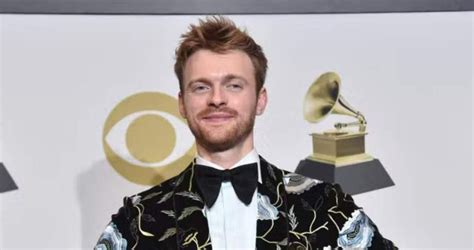 Finneas Oconnell Height Weight Body Measurements Shoe Size