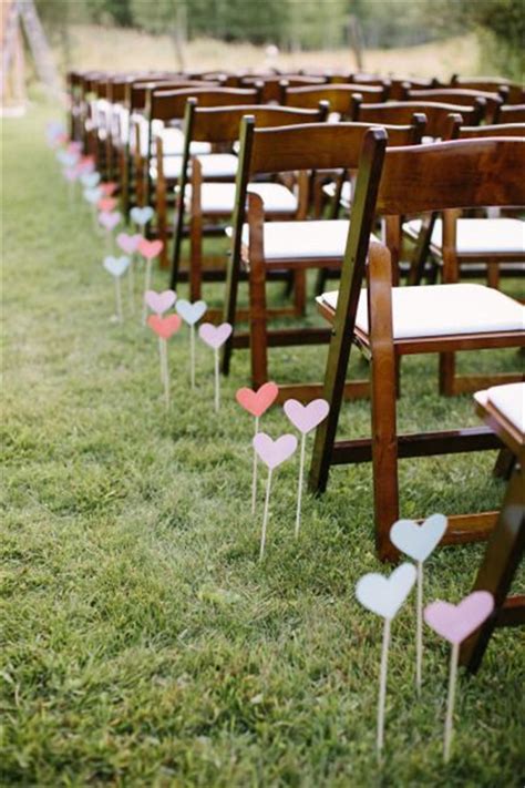 28 Modern Wedding Aisle Decorations for Your Wedding – ChicWedd