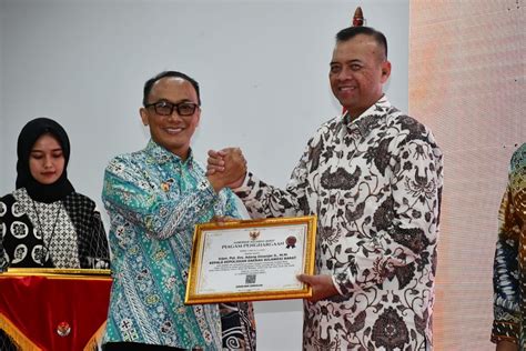 Dinilai Kompak Tangani Stunting Bi Bps Bkkbn Dan Bupati Se Sulbar