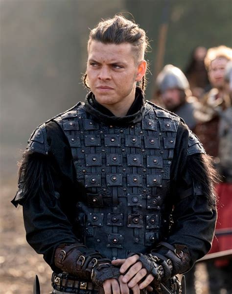 Pin By Mark Balazs On Vikings Ivar The Boneless Vikings Tv Vikings