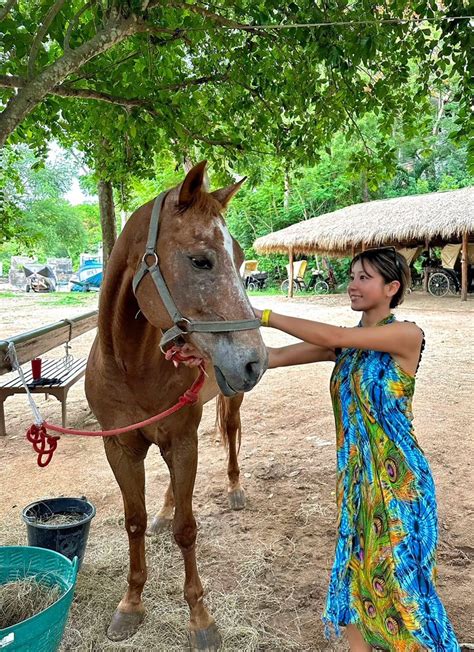 葉月 あや On Twitter 今週は安田記念！🐴 コラム更新されました🤎 写真はタイで出会った 女の子が好きなお馬さん🤣🤎笑