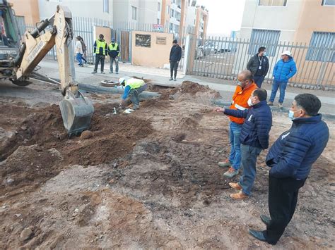 Alcalde Ferreira Inspecciona En Terreno Obras De Reparación De Socavones En Avenida Los Cóndores