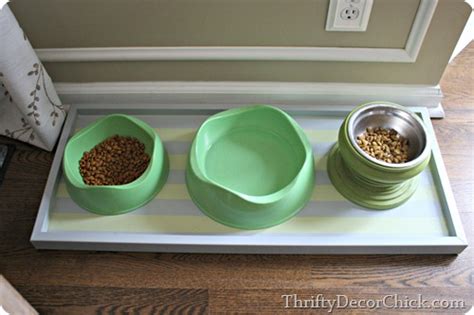 DIY pet food tray | Thrifty Decor Chick | Thrifty DIY, Decor and Organizing