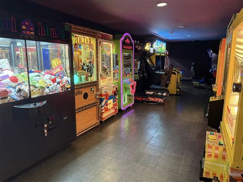 Regal Dole Cannery - Showtimes & Tickets