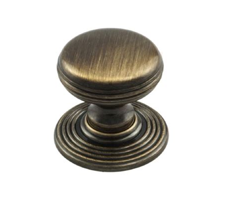 Carlisle Brass Fingertip Delamain Ringed Cupboard Knob Mm Or Mm