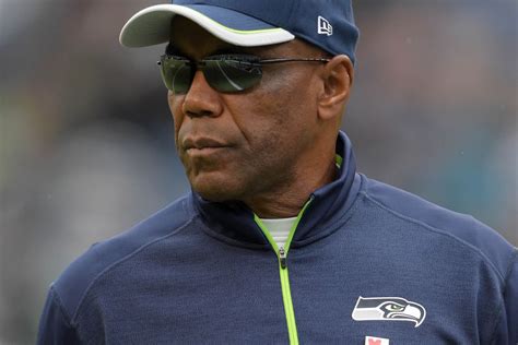 Seahawks RB Coach Sherman Smith talks to Softy - Field Gulls