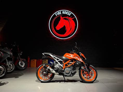 Купить б у KTM 390 Duke инжектор 6 передач в Красноярске оранжевый naked bike 2021 года на Авто