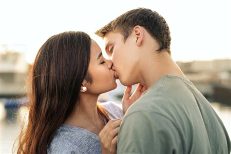 Il Primo Bacio Non Si Scorda Mai