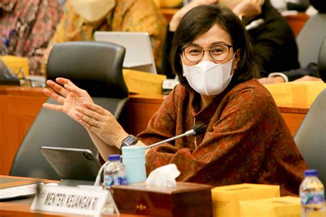 Nikmati Commodity Boom Sri Mulyani Rasio Utang Indonesia Masih Aman