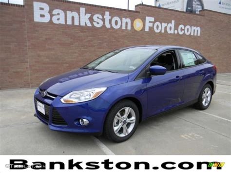 Sonic Blue Metallic Ford Focus Se Sport Sedan Photo